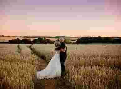 Garden Weddings Farmhouse And Barns17